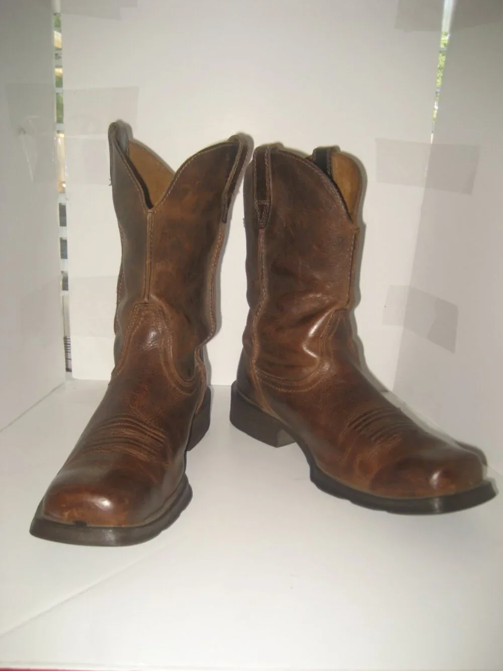 Men's Ariat Rambler Antiqued Brown Leather Square Toe Boots sz 9.5D